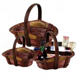 Gift basket with straw effect